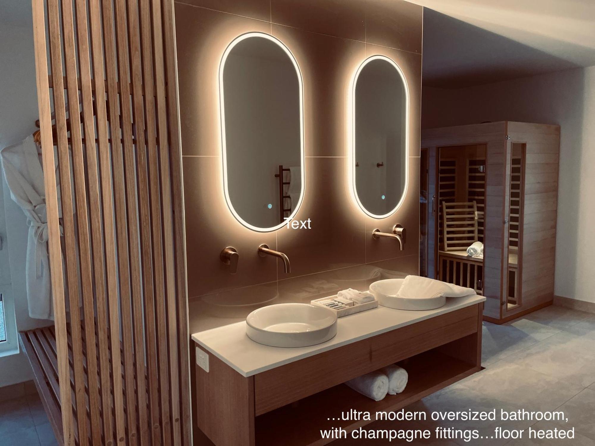 Saltwater - Absolute Oceanfront, Fire Pits, Some Villas With Hot Tubs And Sauna Falmouth المظهر الخارجي الصورة