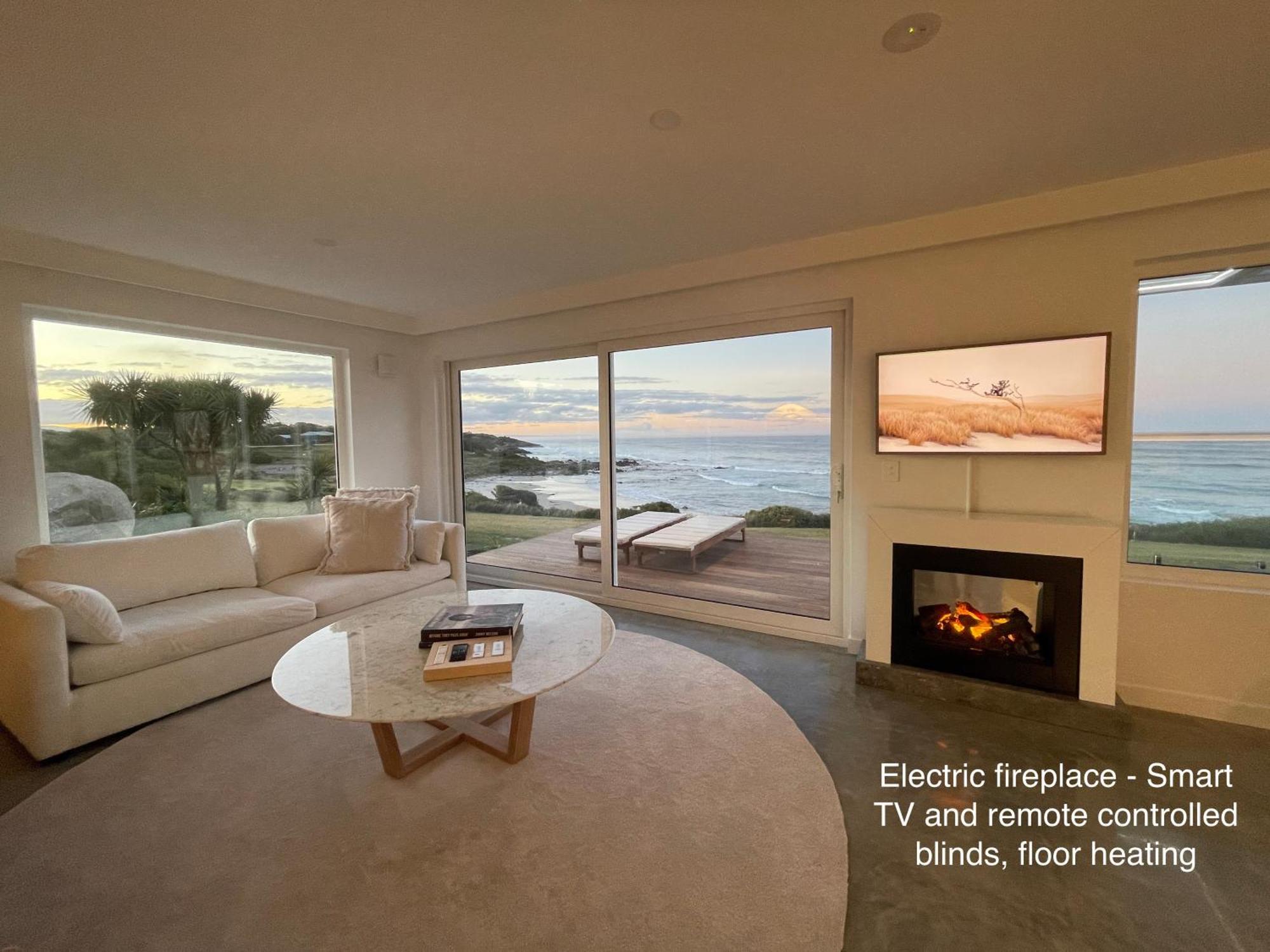 Saltwater - Absolute Oceanfront, Fire Pits, Some Villas With Hot Tubs And Sauna Falmouth المظهر الخارجي الصورة